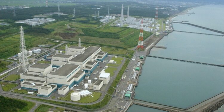 Japan Plans to Restart World’s Largest Nuclear Power Station