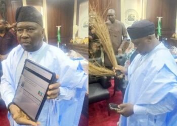 Adamawa Governor Fintiri Defects to APC, Moves with Cabinet and Party Officials