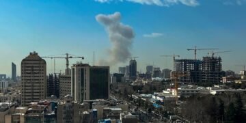 Mideast War Escalates as US Orders More Missiles, Iran Rejects Peace Plan