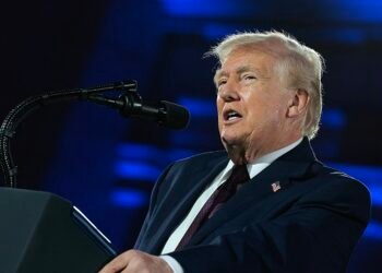 Trump Signals Approval as Russia Moves to Deliver Oil to Cuba