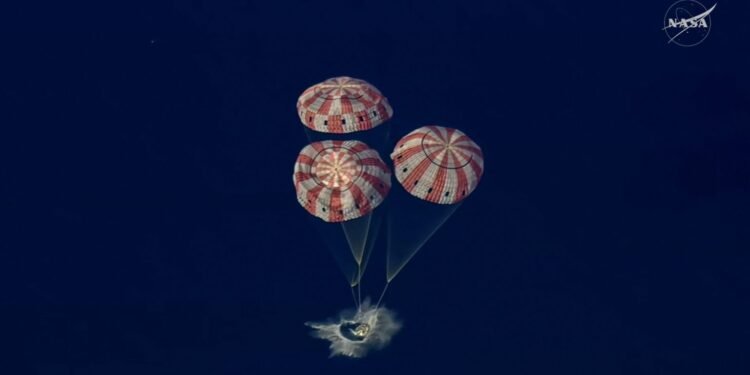 NASA Turns to SpaceX, Blue Origin for Moon Landings After Artemis II