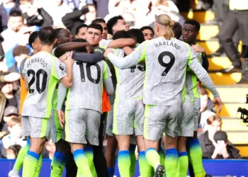 Manchester City Cruise Past Chelsea 3-0 to Close Gap on Arsenal