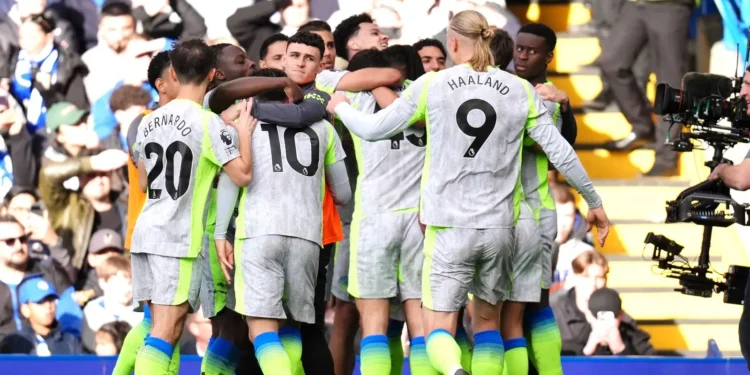 Manchester City Cruise Past Chelsea 3-0 to Close Gap on Arsenal