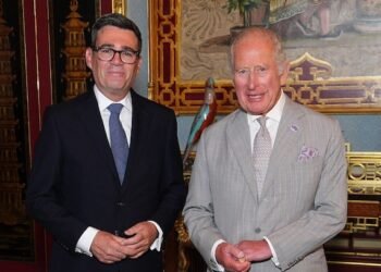 King Charles Appoints Andy Burnham as Britain’s New Prime Minister